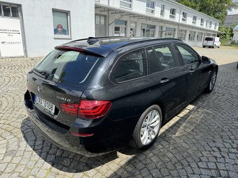BMW 530D X-Drive - TOP STAV JEN 126tis KM GARÁŽOVANÝ - 7