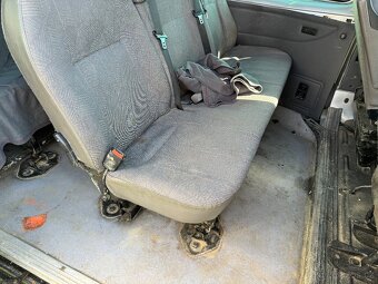 Ford tranzit 2.0hdi 9 místný - 7
