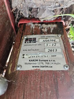 Dětské hřiště s výrobním číslem - 7