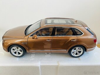 PRODÁNO Bentley Bentayga Kyosho 1:18 - 7