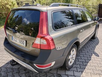 VOLVO XC70 2,4D5 AWD 136kw automat - 7