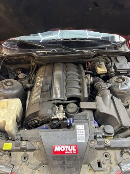 BMW e36 323i touring - 7