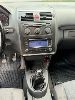 Volkswagen Touran 2.0 TDi - 7