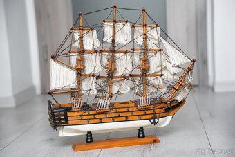Dřevěný model plachetnice - 7