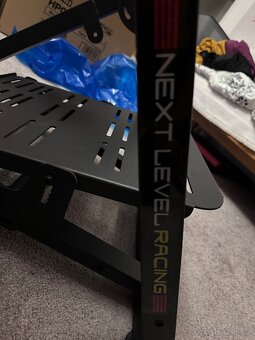 Thrustmaster T300 pc/ps + next level wheel stand 2.0 - 7