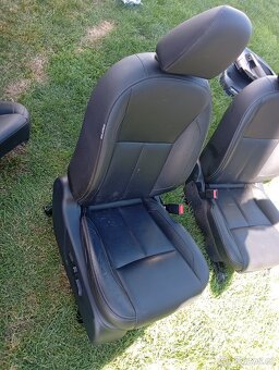 NISSAN NAVARA D23 SEDAČKY KOŽENÉ Z RV 2021 PĚKNÉ - 7
