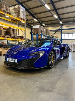McLaren 650S Spider – 650 koní, karbon výbava - 7
