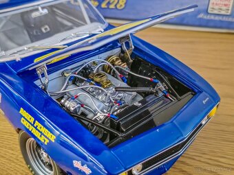 Chevrolet Camaro Z28 1967 1:18 GMP - 7