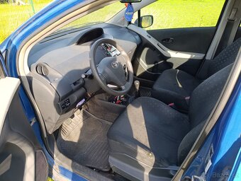 Toyota Yaris - 7