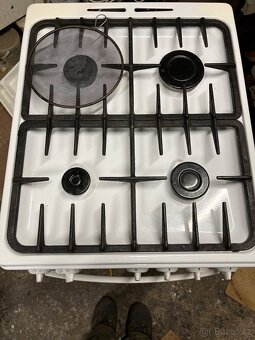 Kombinovaný sporák Mora Profi line A2479 - 7