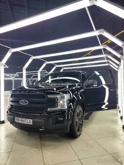 Ford F-150 PLATINUM 2020 5.0 - 7