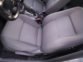 vw passat variant 1,6 i 2005 bez dokladu - 7