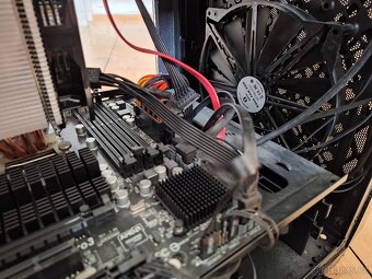 PC skříň + Corsair CX430M +chladič Gelid Tranquillo 3 +další - 7