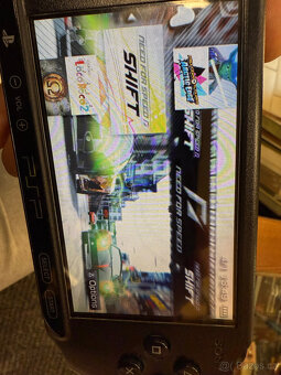 PSP nabíječka karta 5gb nahráno 6 her... - 7