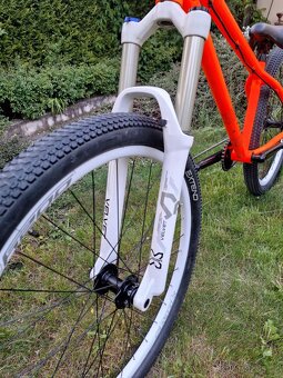 Dirtové kolo Commencal Absolut - 7