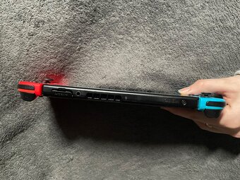 Ninendo Switch - Konzole - 7