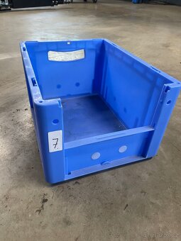 Plastové boxy/krabičky stohovatelné - 7