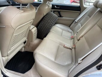 Subaru Legacy 3,0i 4x4 - 7