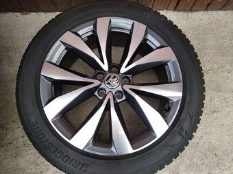 Prodám zánovní zimní sadu Škoda Kodiaq 2 19" - 7