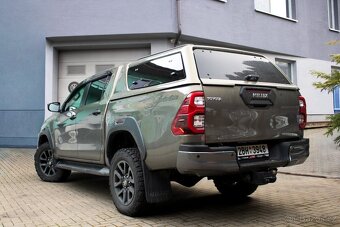Toyota Hilux Double Cab - 7