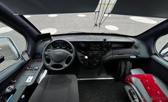 27míst, IVECO Daily UNVI 2x klima - 7