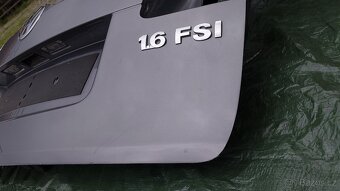 VW GOLF Plus – DVEŘE KUFR ŠEDÉ , STĚRAČ - 7