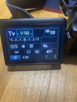 Zrcadlovka Canon EOS 600D - 7