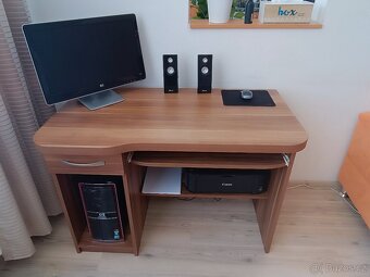 Volně stojící nábytek do obývacího pokoje - 7