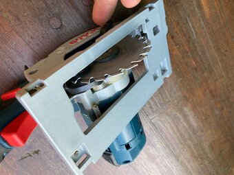 Malá aku okružní pila Bosch GKS 12V-26 Professional - 7