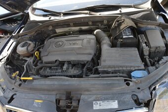 Škoda Octavia III krátká 1.8TSI 132kW xenon klima - 7