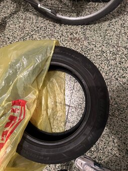 michelin kola 225/55r17 - 7