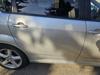 TOYOTA COROLLA VERSO 2.2 130KW - 7