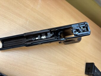 Airsoft Glock 18C Tokyo Marui - 7