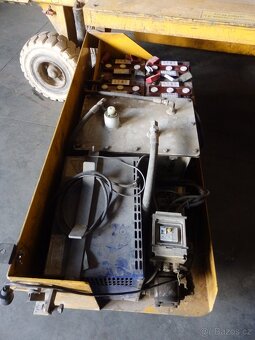 Nůžková plošina Rothlehner H960 E - 7
