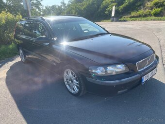 Volvo V70 2.4 D automat - STK 9/2026 - Klimatizace - 7