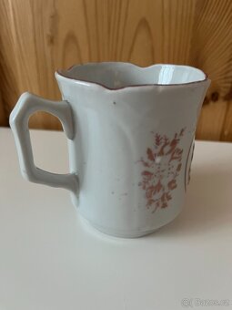 Starožitný hrnek - hroznové víno - 7