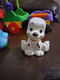 Dětský vláček Fisher Price se zvířátky a zvuky - 7