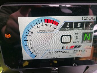 Suzuki V-Strom 800DE 2024 najeto 2250Km - 7