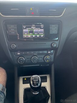 Škoda Octavia combi 2,0TDI 110kw, tažné STYLE - 7