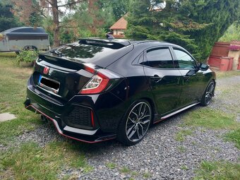 Honda Civic 1.5i VTEC Sport Plus 134 kW Manuál - 7