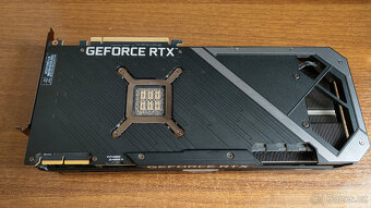 Asus ROG STRIX GeForce RTX 3090 24 GB - 7