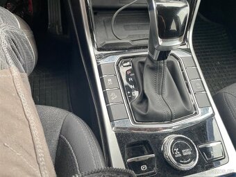 Sangyong Korando Style+ 2024 Automat 4X4 najeto 27000 - 7