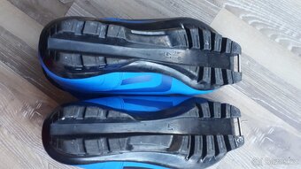 Dětské běžkařské/lyžařské vybavení - 7