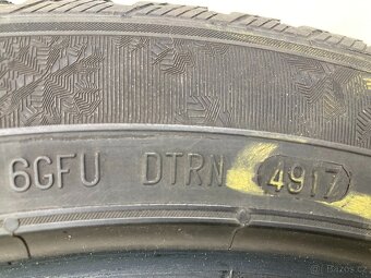 1x zimní penu Semperit Speed-Grip3 235/45 R18 98V XL M+S - 7