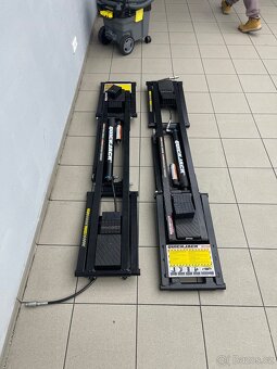 Prodám hydraulický zvedák Quickjack 7000TL - 7