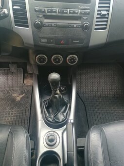 Prodej Mitsubishi Outlander - 7