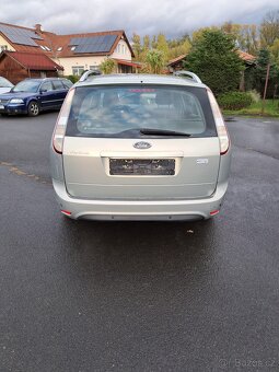 Ford Focus 1.6 benzín 74kW - 7