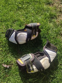 Hokejové vybavení - 7