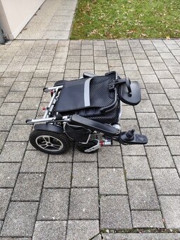 Prodám elektrický invalidní vozík - 7