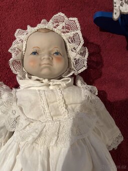 Panenka starožitná v kolebce - 7